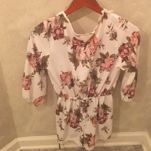 Flower print Romper - Picture 7 of 7